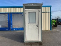 APPROX 6ft x 4ft SECURITY HUT KIOSK  - 2