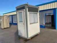 APPROX 6ft x 4ft SECURITY HUT KIOSK  - 3