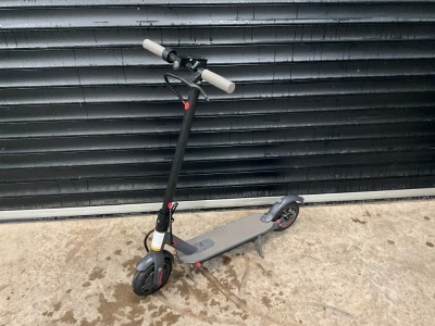 UNUSED HT-T4 ELECTRIC SCOOTER