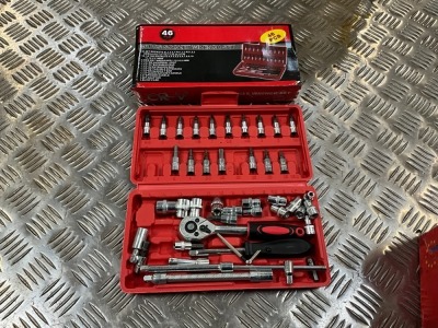 UNUSED 46PC SOCKET WRENCH SET