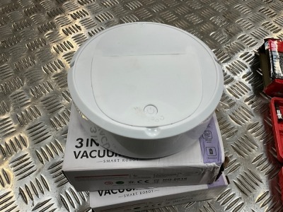 UNUSED 3 N 1 SMART VACUUM 