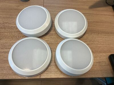 4No CIRCULAR BULKHEAD LIGHTS