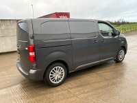 VAUXHALL VIVARO 2700 L1 H1 1.5D 120PS PRO - 19