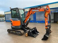 DOOSAN DX27Z 2.7 TON ZERO TAIL MINI DIGGER - 15