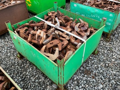 METAL CRATE TO INC. CONCRETE SHUTTERING CLAMPS