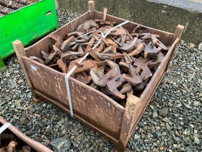 METAL CRATE TO INC. CONCRETE SHUTTERING CLAMPS