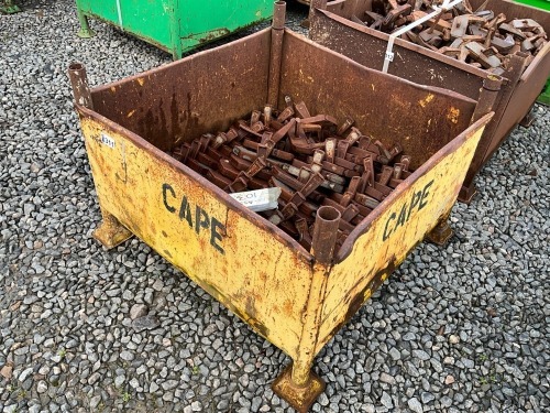 MEVA METAL CRATE TO INC. CONCRETE SHUTTERING CLAMPS