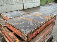 PACKAGE OF ASSORTED PERI SHUTTERING PANS - 10