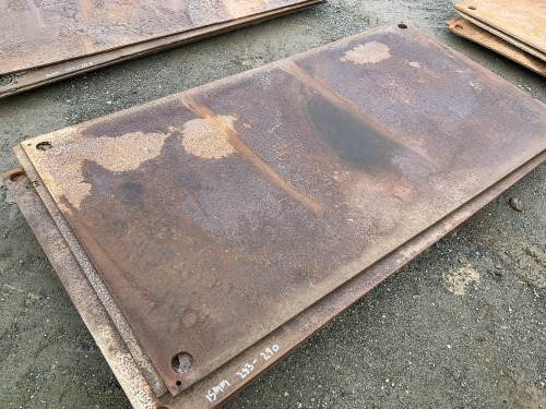 APPROX. 15MM 8X4 METAL ROAD PLATE