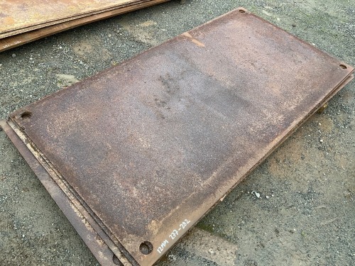 APPROX. 12MM 8X4 METAL ROAD PLATE