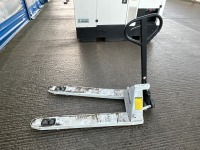 JEFFERSON 2000KG PALLET TRUCK - DAMAGED - 4