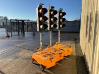 3No. PIKE XL2 BATTERY OPERATED MOBILE TRAFFIC LIGHTS - 5