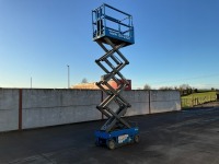 GENIE GS1932 19ft BATTERY OPERATED SCISSOR LIFT - 13