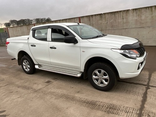 MITSUBISHI L200 4 LIFE 2.4 DI-D 151 DOUBLE CAB PICKUP