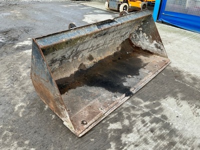 APPROX. 7.6ft BUCKET TO SUIT JCB TELESCOPIC FORKLIFT