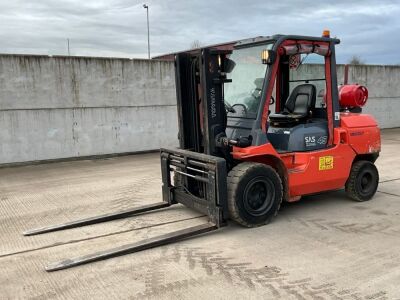 TOYOTA 45 4.5 TON GAS FORKLIFT