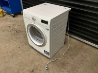 ELECTROLUX 8KG 240V HEAT PUMP TUMBLE DRYER - 4