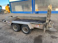 APPROX. 9.2ft x 4.4ft IFOR WILLIAMS 2700KGS TWIN AXLE BEAVERTAIL PLANT TRAILER  - 7