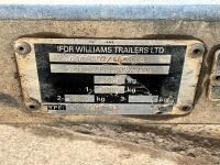 APPROX. 9.2ft x 4.4ft IFOR WILLIAMS 2700KGS TWIN AXLE BEAVERTAIL PLANT TRAILER  - 15