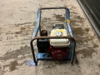 PRAMAC E3250 PETROL GENERATOR - 4