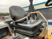 JCB 9 TON STRAIGHT SKIP ROAD LEGAL DUMPER - 15