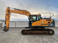 HYUNDAI HX220L 22 TON EXCAVATOR - 3