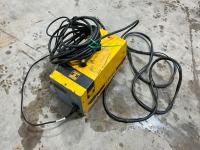 T ARC CD200 240v STUD WELDER - 5