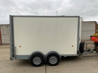 IFOR WILLIAMS APPROX10FT X 6FT TWIN AXLE 2.7 TON BOX TRAILER - 7