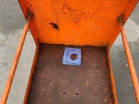 APPROX. 3FT X 3FT SAFETY BASKET TO SUIT FORKLIFT - 9