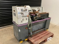 OPTIMUM D360 X 1000 3 PHASE LATHE - 2