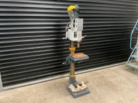 QUANTUM B28GS 3 PHASE PILLAR DRILL - 2