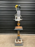 QUANTUM B28GS 3 PHASE PILLAR DRILL - 5