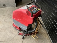 VICTOR SD40 240V WALK BEHIND FLOOR SCRUBBER DRYER - 4