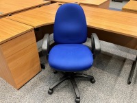 1800mm LEFT HAND CORNER DESK, THREE DRAWER PEDESTAL & OPERATOR CHAIR - 4