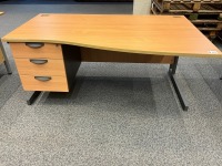 1600mm WAVE DESK & OPERATOR CHAIR - 2