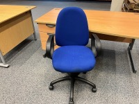 1600mm WAVE DESK & OPERATOR CHAIR - 3