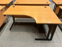 1600mm RIGHT HAND CORNER DESK - 2