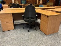 1600mm RIGHT HAND CORNER DESK, 2No. PEDESTALS & OPERATOR CHAIR - 2