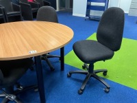 1200mm ROUND MEETING TABLE & 4No. OPERATOR CHAIRS - 3