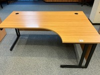 1800mm RIGHT HAND CORNER DESK - 2