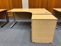 1600mm RIGHT HAND CORNER DESK & THREE DRAWER PEDESTAL - 3