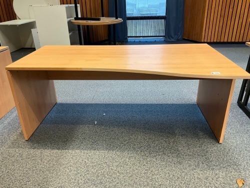 1800mm RIGHT HAND WAVE DESK