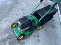 JOHN DEERE C43 PETROL WALK BEHIND LAWNMOWER - 3