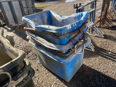 4No. ASSORTED PLASTIC MORTAR TUBS