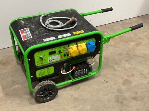 UNUSED GREENGEAR 7KW KEYSTART GAS GENERATOR