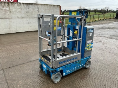 GENIE GR-15 BATTERY OPERATED SELF PROPELLED PERSONNEL LIFT