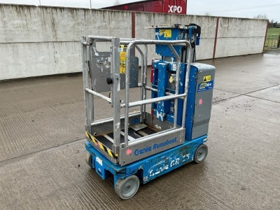 GENIE GR-15 BATTERY OPERATED SELF PROPELLED PERSONNEL LIFT