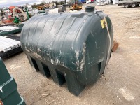 APPROX. 1300lt PLASTIC OIL TANK