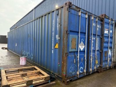 40ft SHIPPING CONTAINER
