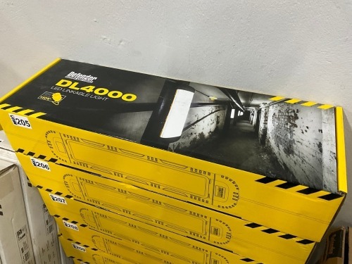 UNUSED DEFENDER DL4000 LED 110V LINKABLE LIGHT